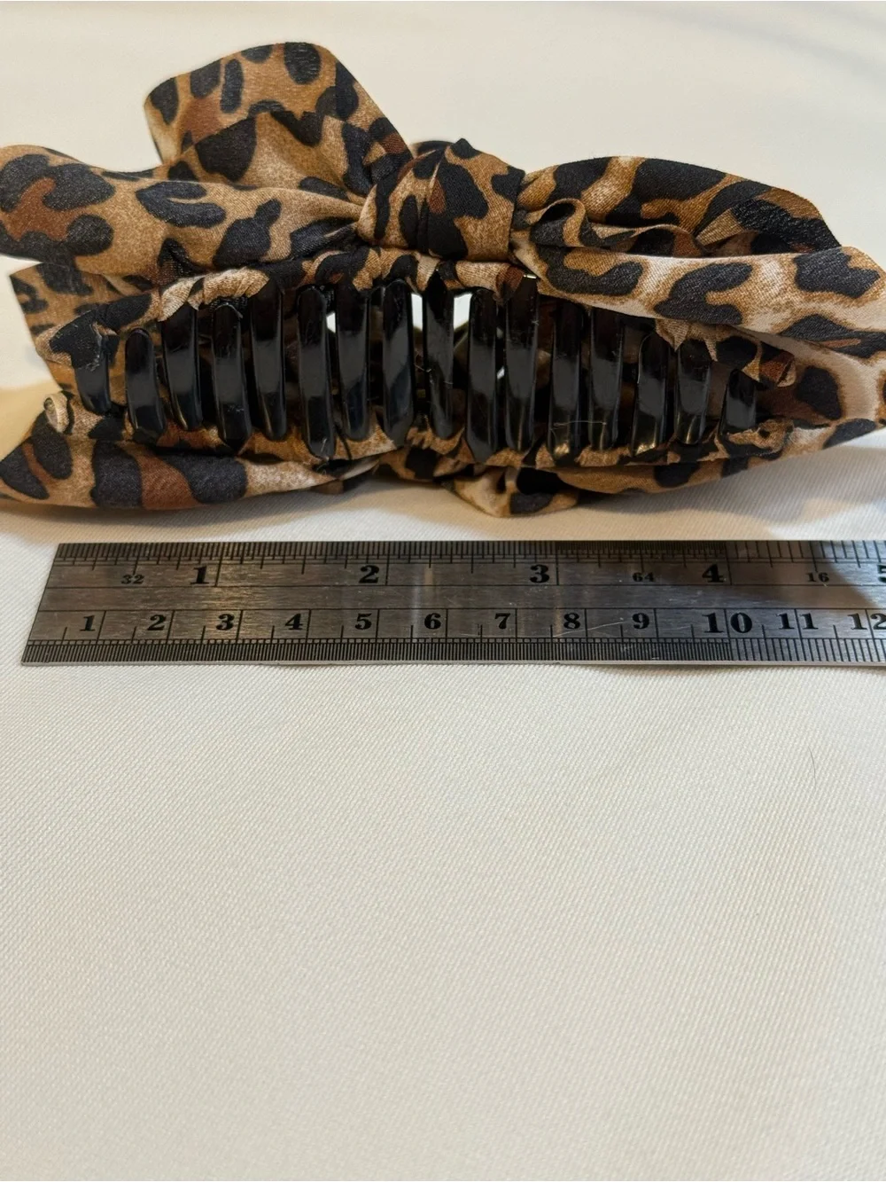 Leopard Print Fabric Bow Claw Clip Hair Accessory 4” Statement 90s NWOT Cheetah